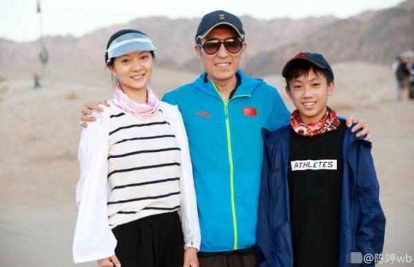 张艺谋最新作品，家的温馨与友情的深度展现