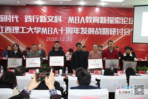 濠江论坛22324C0m,高效运行支持_GGJ78.878经典版,今天澳门天天彩免费版