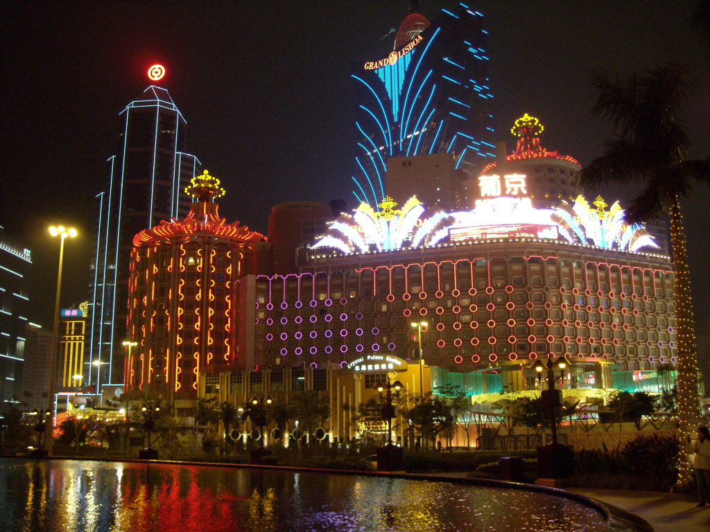 澳门水果奶奶8487资料,全盘细明说明_CRV78.641经典版