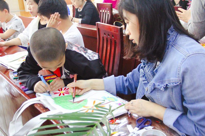 最新小学生手工图片及其背后的温馨故事概述