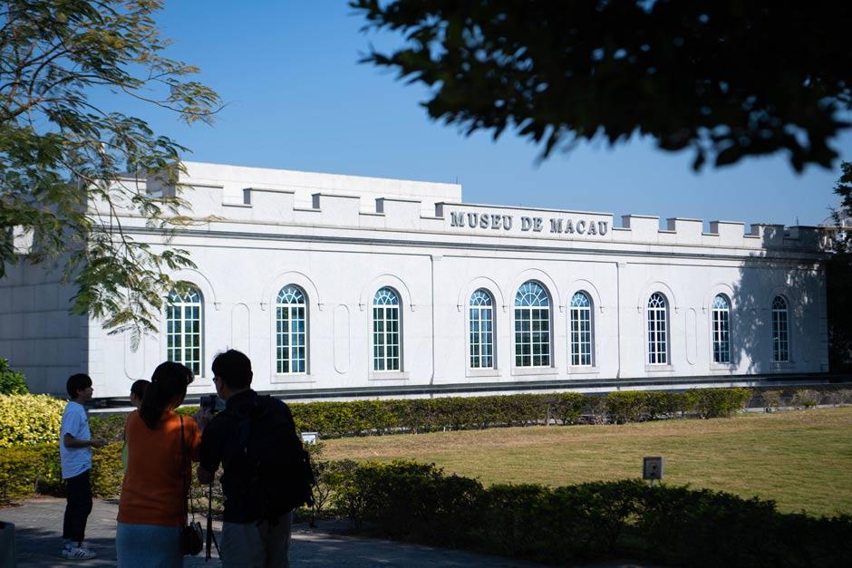 新澳门历史记录查询,快速实施解答研究_QYY23.225套件版