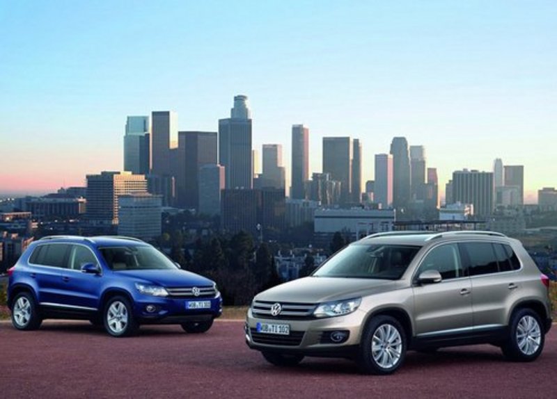 香港澳门大众网官网开奖现场,专业数据解释设想_VGI10.561声学版