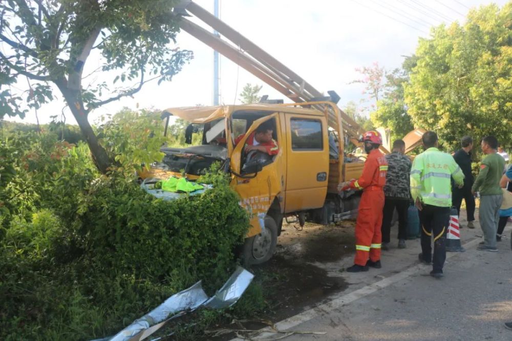 罗平车祸实时更新,最新消息汇总