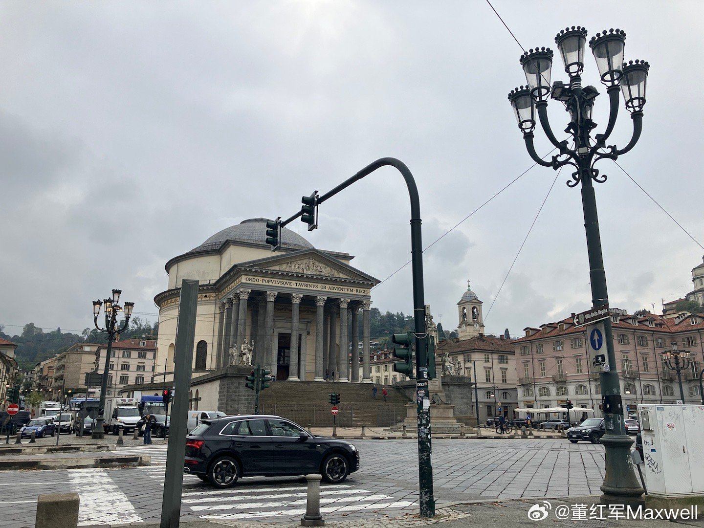 探寻意大利都灵小巷中的独特风情