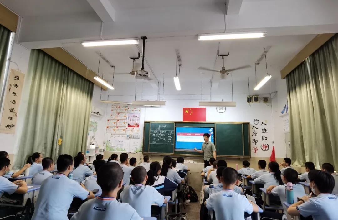 Z最新时政科技新品引领未来，重塑时政体验新篇章