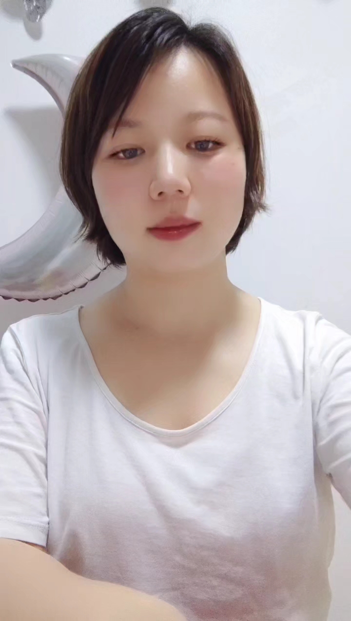 小红书揭秘，少妇刘艳的最新魅力瞬间